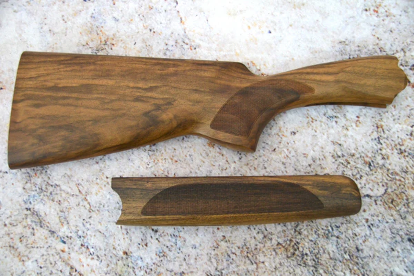 Beretta 686/687 12g Sporting Wood Set #FL12210 Dim: 1 1/2" x 2 3/8"
