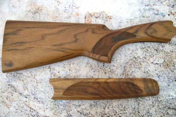 Beretta 686/687 12g Sporting Wood Set #FL12225 Dim: 1 1/2" x 2 3/8"