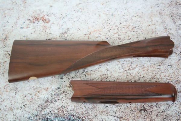 Beretta 686/687 12ga 1 3/8" x 2 3/16" English Wood Set