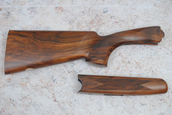 Beretta 686/687 20ga 1 1/2" x 2 3/8" Sporting Wood Set #229