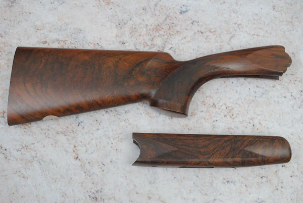 Beretta 686/687 20ga 1 1/2" x 2 3/8" Left Hand Sporting Wood Set #653