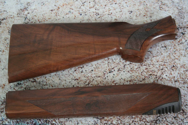 Beretta 390 20ga Field wood set #279F