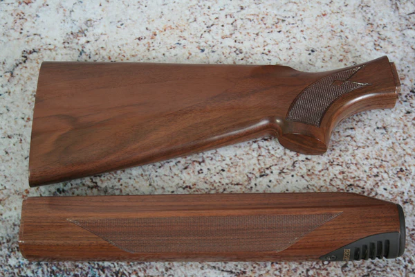 Beretta 390 20ga Field wood set #253F
